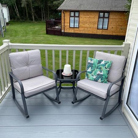 Lazy Bear Lodge Northumberland Swarland Exterior foto