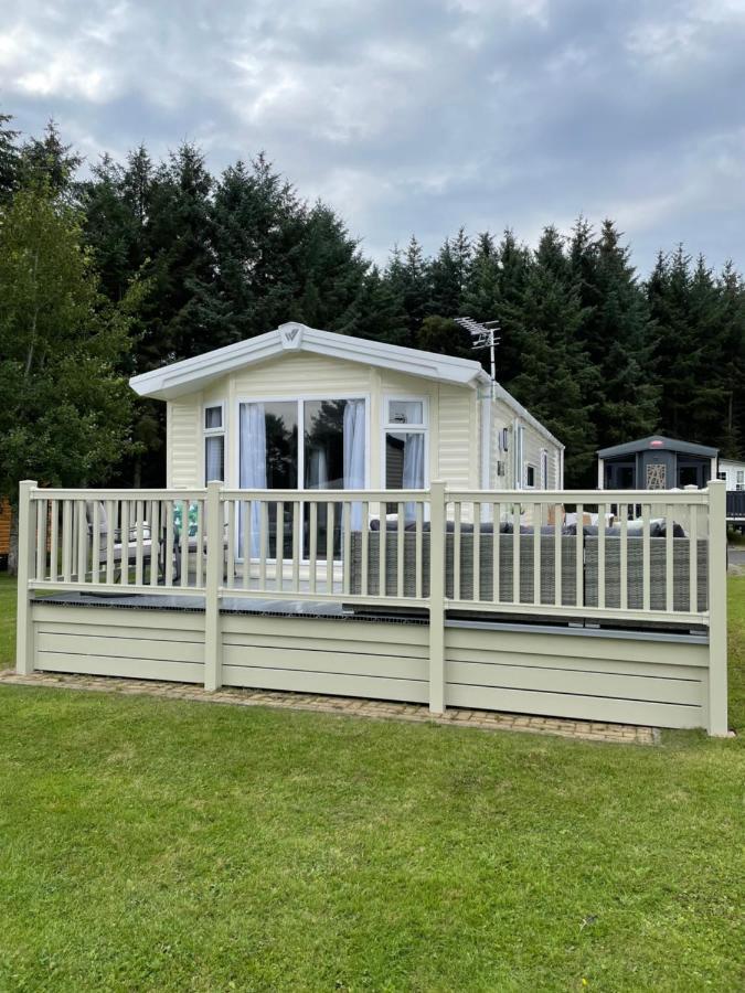 Lazy Bear Lodge Northumberland Swarland Exterior foto