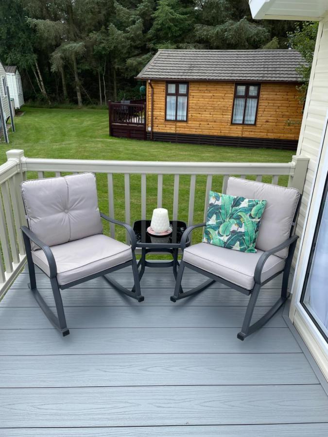 Lazy Bear Lodge Northumberland Swarland Exterior foto
